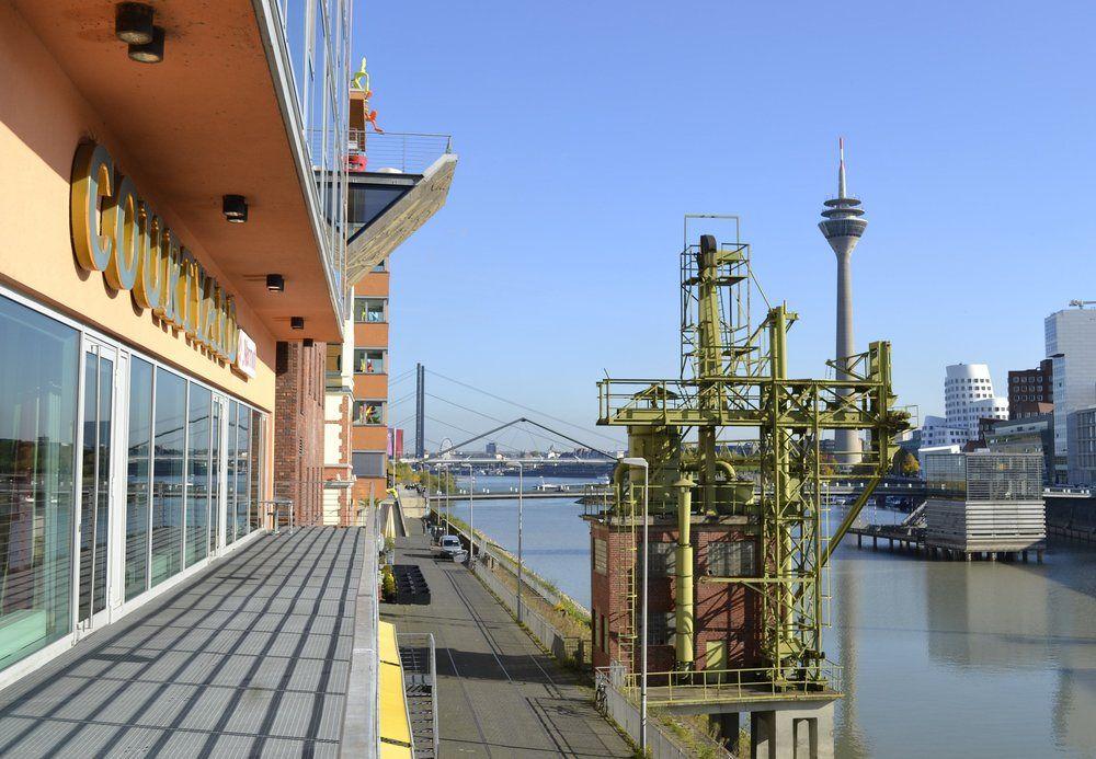 Courtyard By Marriott Duesseldorf Hafen Hotel Eksteriør billede