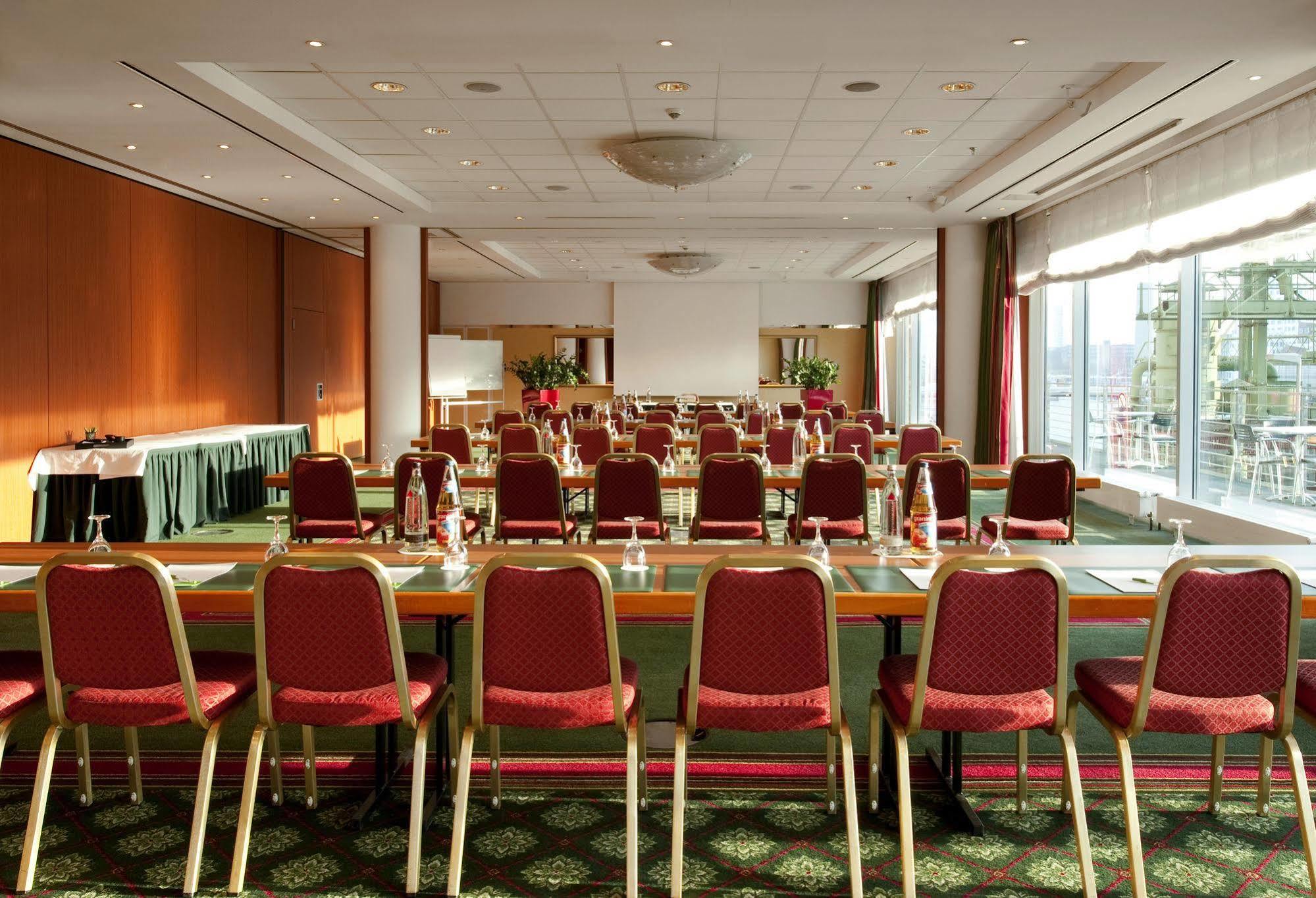 Courtyard By Marriott Duesseldorf Hafen Hotel Eksteriør billede